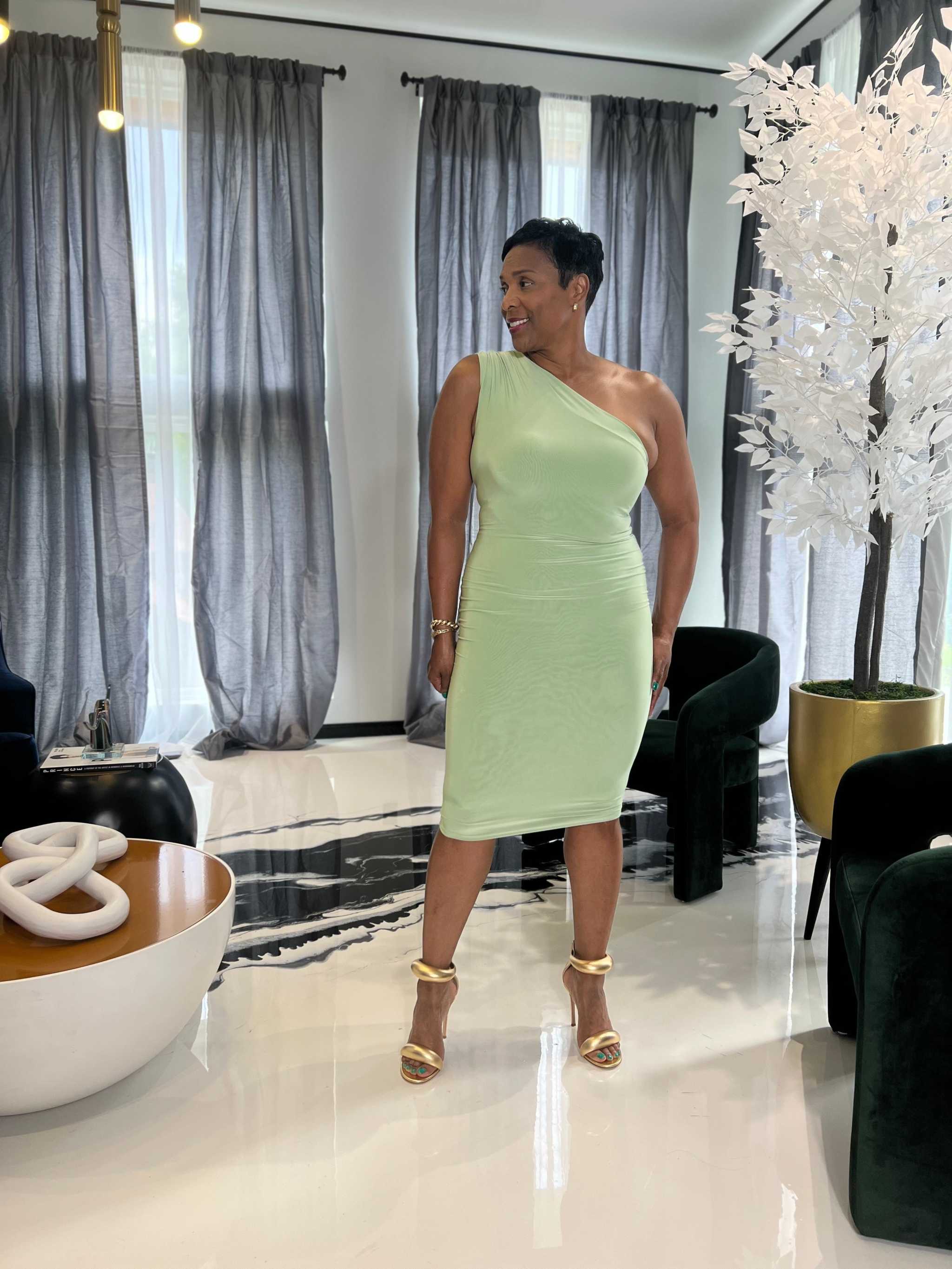 Curve Appeal Midi Dress-Mint